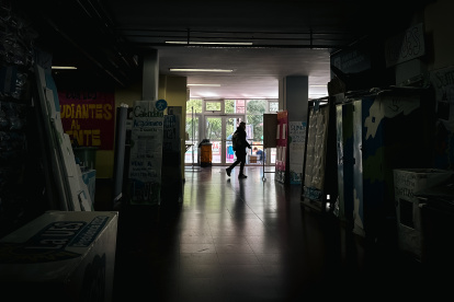 Los pasillos interiores de la Facultad de Ciencias Sociales de la UBA.