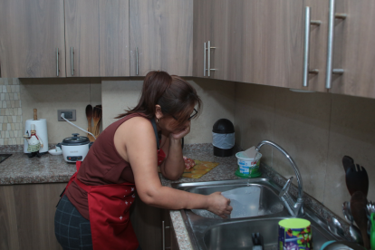 Calidad. Los moradores han reportado distintas fallas, como presión de agua baja y cortes de luz constantes.