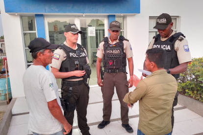 Panorama. El padre y el abuelo de las víctimas presentaron una denuncia en la Fiscalía de Balzar.