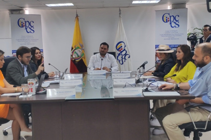 Con 5 votos, incluido el de la nueva consejera, se aprobó el cronograma para revisar y aprobar el reglamento del concurso para la Fiscalía.