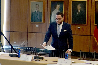 El secretario general de la Asamblea Nacional, Alejandro Muñoz, alegó que existe jurisprudencia de la Corte Constitucional en contra del recurso de la legisladora Inés Alarcón.