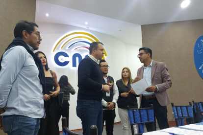 Los precandidatos a asambleístas quieren llegar a una curul para legislar y fiscalizar.