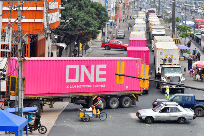 El atasco en la zona del puerto se sintió durante la mañana de este 23 de agosto de 2024.