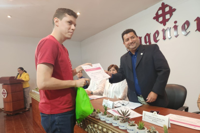 Programa. Participaron 60 alumnos de Arquitectura e Ingeniería civil.