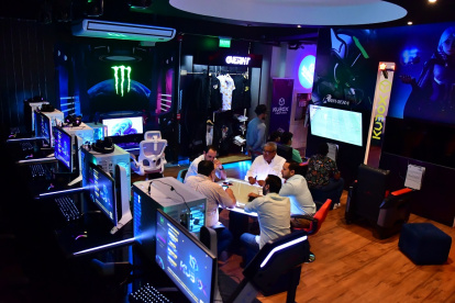 Espacios para gamers. Como cualquier deporte, para una correcta formación, se necesitan más centros de alto rendimiento para los jugadores.