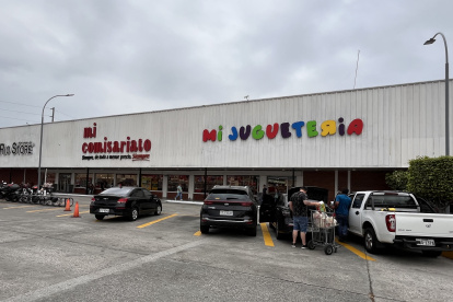 Espacios. Entre sus marcas, la Corporación El Rosado cuenta con Hipermarket, la cual abarca en el mismo local a cuatro firmas.