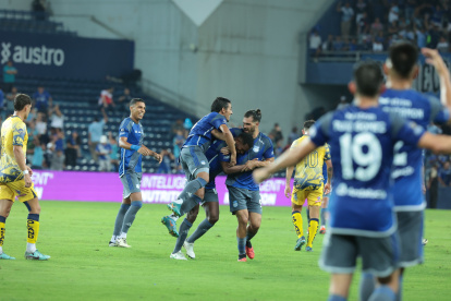 Emelec buscará sumar sus primeros puntos en la visita ante Delfín.