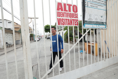 La ciudadanía lamenta tener que vivir entre rejas debido a los índices de inseguridad que hay en todos los barrios de la ciudad.
