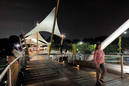 Es un día particular y un equipo de EXPRESO hizo una visita en el sitio, tanto en el día como en la noche, y notó que hay zonas inutilizadas, incluso zonas de juegos o locales comerciales. La oscuridad se asienta.