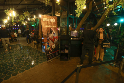 El cambio en la normativa limita el índice de bares y discotecas en el centro de Cumbayá, pero moradores piden que se controle el ruido.