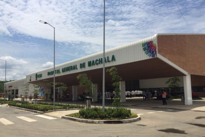 Informe. La Contraloría revisó las subastas inversas del hospital de Machala, del IESS, de 2019 a 2023.