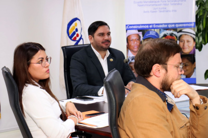 La última propuesta de reglamento que trascendió un día antes de la mesa técnica fue el de presidente del CPCCS, Andrés Fantoni.