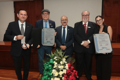 Víctor Jurado, Vito Muñoz, Walter Mera, Francesco Aycart y Angela Soro.