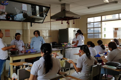 La fundación le devuelve la esperanza a jóvenes y adultos en el ámbito laboral.