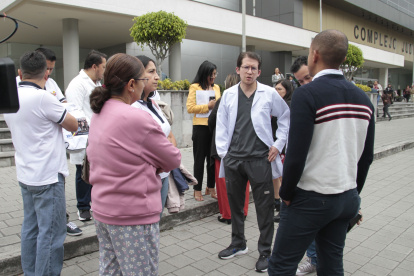 Acciones. Los médicos han tenido que realizar plantones y acciones legales para exigir los pagos a Finanzas