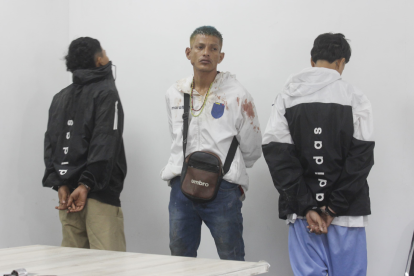 Aprehendidos por intentar robar un bus al noroeste de Guayaquil.