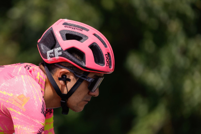 El ciclista ecuatoriano Richard Carapaz no afloja su ubicación en la clasificación general de la Vuelta a España.