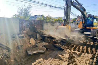 Rehabilitación de la calle José Miguel Carrión, en El Condado, la primera de cuatro vías a intervenir.