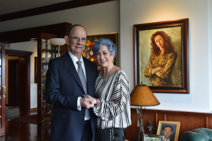 Miguel Falconí Puig junto a su esposa Connie Chiriboga