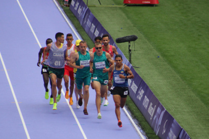 El ecuatoriano Sixto Moreta (d) se mantuvo siempre en la cabeza de la competencia.