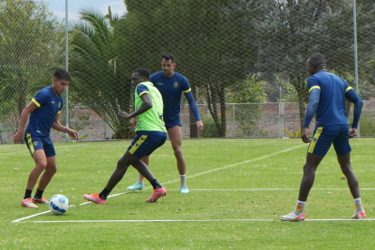 Los jugadores de Aucas tienen la obligación de ganar hoy si desean empezar a sobresalir en el torneo pues llevan 3 derrotas, 1 empate y cero victorias.
