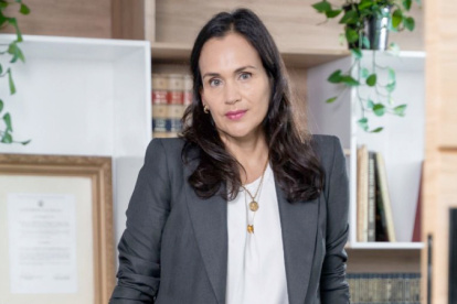 La nueva ministra se encargará de fortalecer políticas para la restauración y protección del medio ambiente.