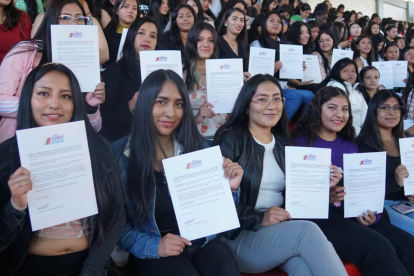 Las mujeres que pueden postular deben tener entre 18 a 29 años de edad.