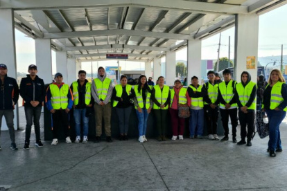 Los infractores trabajan en las estaciones de La Ofelia, en el norte, y Quitumbe, en el sur.