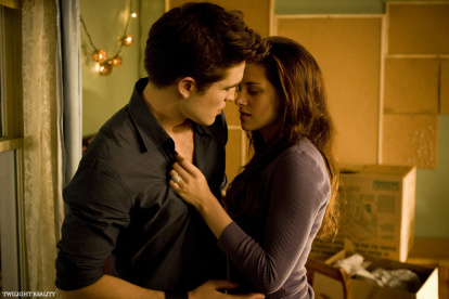 Edward Cullen y Bella Swan, personajes principales de la saga Crepúsculo