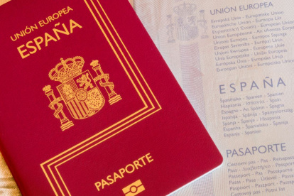 Así luce el pasaporte español.