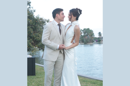 Xavier Carrera y Nicole Zambrano luego de la ceremonia.