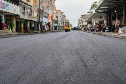 Babahoyo. La vía fue asfaltada y los comerciantes reubicados. 
AG-GRANASA