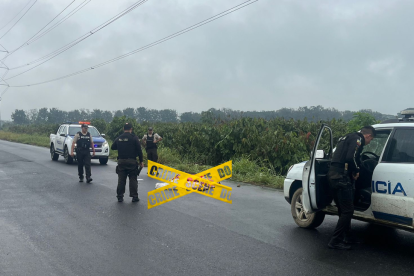 Junto a los tres cuerpos dejaron un panfleto el cual contendría el motivo del ataque.