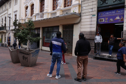 Situación. El negocio en el que ocurrió el robo permanece cerrado.