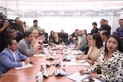 La mesa tenía previsto conocer el fallo judicial sobre los juicios políticos.