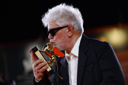 Pedro Almodóvar, ganador del premio León de Oro