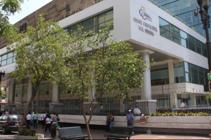 Proceso. La Fiscalía investiga un presunto perjuicio de 37 millones de dólares al Estado en contratos del Sistema de Conducción de Agua Potable de El Chobo en Durán.