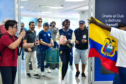 Kiara Rodríguez en Guayaquil con su gente.