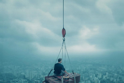 El artista argentino no revela el nombre de su nuevo amor, pero dice que no está solo.