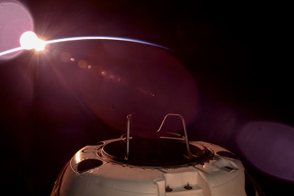 Uno de los astronautas de la misión Polaris Dawn, el multimillonario Jared Isaacman, acaba de emprender la primera caminata espacial privada.