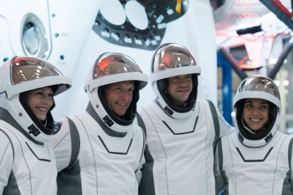 Imágenes de SpaceX de su canal de Youtube,