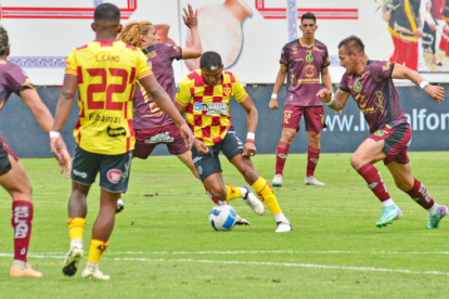 Aucas derrotó 0-2 a Mushuc Runa en la primera fase de LigaPro