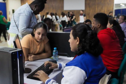 Jóvenes de hasta 28 años pueden aplicar a las becas en el ITB
