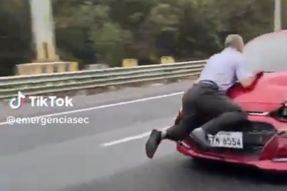El conductor de un vehículo arrastró a un ciudadano en la vía Perimetral, la mañana de este lunes 16 de septiembre.
