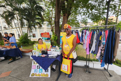 Actividad. La Fundación Tacita Caliente realiza ferias para recoger fondos y comprar comida para familias.