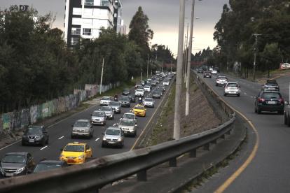 La medida del Pico y Placa fue implementada en 2010 con el fin de reducir las congestión vehicular en la urbe.