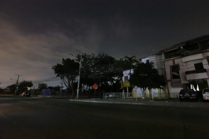 En sectores del sur de Guayaquil ya se registran cortes de luz.