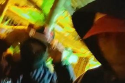 El video de estos dos hombres apareció en la cuenta de X del ECU911.