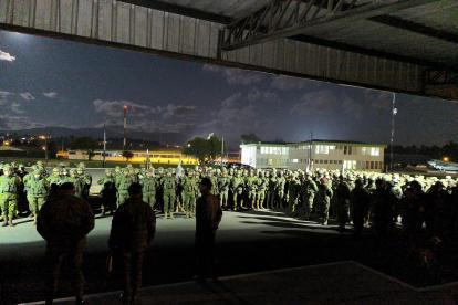 Fuerzas Armadas se preparaban para el patrullaje.