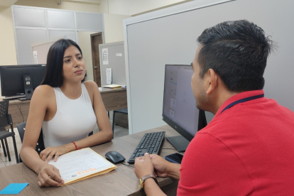 Formación. Los estudiantes son guiados por especialistas en materias constitucionales, civiles y laborales.